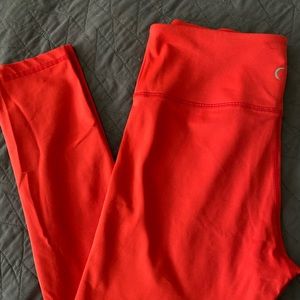 Zyia Red Vibrations Light n Tight Hi-Rise 7/8 (24”) size 8-10 EUC